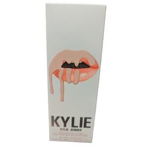 NIB Kylie Cosmetics Lip Kit - Matte - Bare